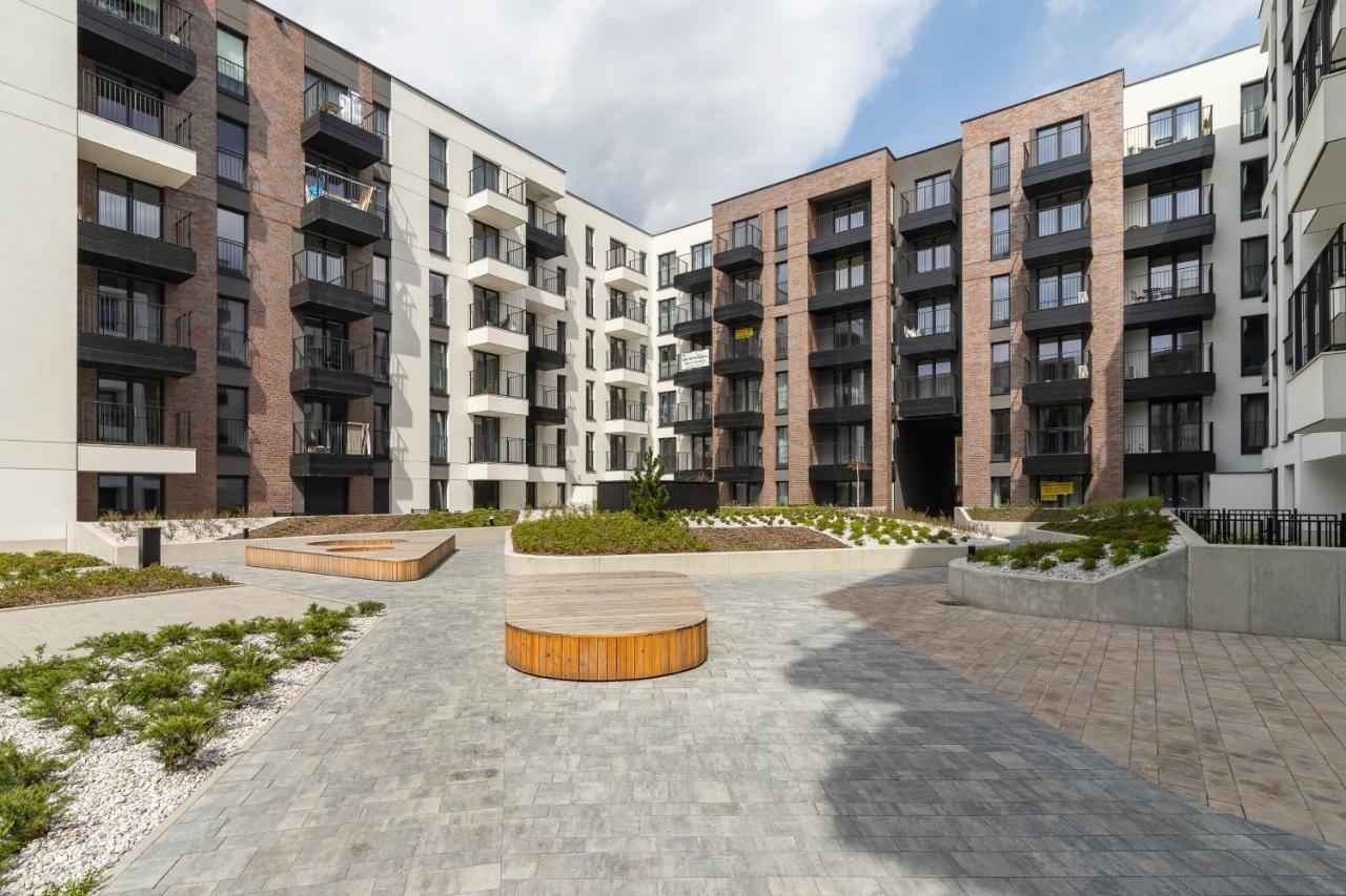 Movie Jacuzzi Apartment At The Main Station By Noclegi Renters Krakow Exterior photo